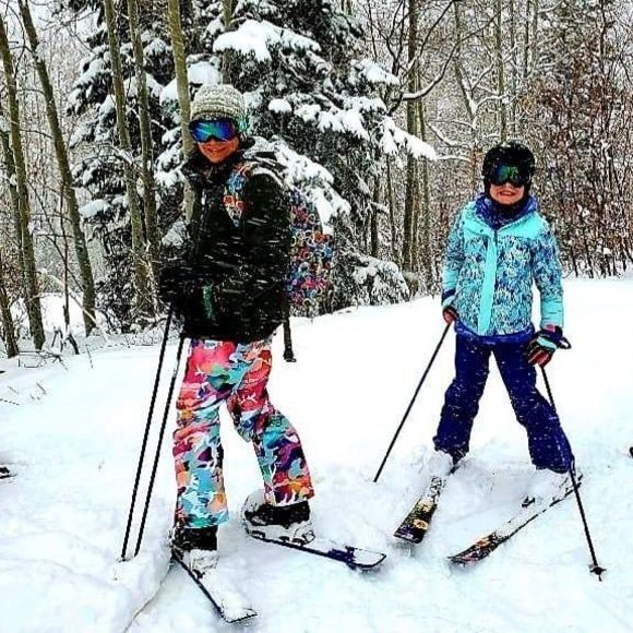 Holly Oathoudt - Poshmark Profile Picture of Holly Oathoudt (@hjoathoudt) on Poshmark