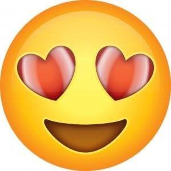 Profile Picture of Mary Doolan (@marydoolan) on Poshmark