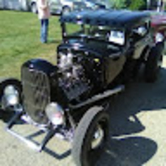 Profile Picture of Mark Poore (@pooresoftail85) on Poshmark