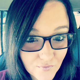 Profile Picture of Alexis Holbrook-Hilyard (@sunflowerstarrs) on Pinterest