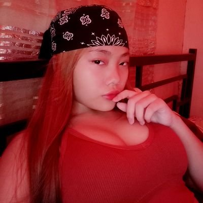 Profile Picture of 𝕾𝖙𝖊𝖕𝖍𝖆𝖓𝖎𝖊 (@gwenularte) on Twitter