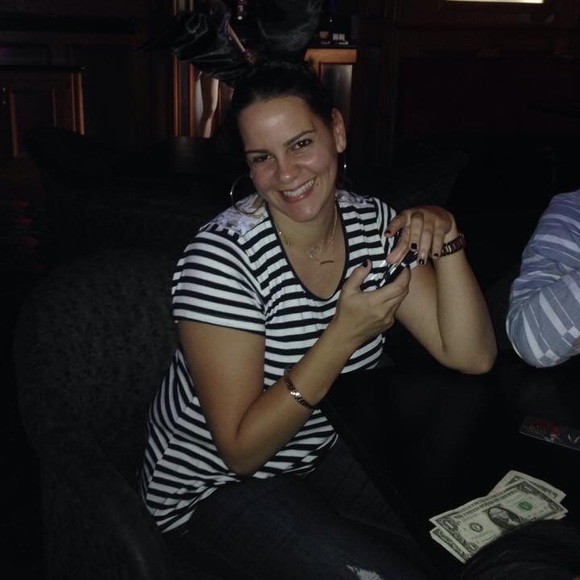 Profile Picture of Abby Konkus (@a_konkus) on Poshmark