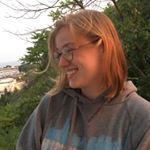 Cait Sternberg - Instagram Profile Picture of Cait Sternberg (@thatothercaitlin) on Instagram