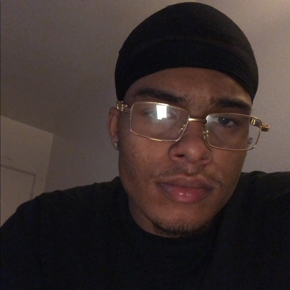 Profile Picture of Eddie Foster (@ej_foster59) on Poshmark