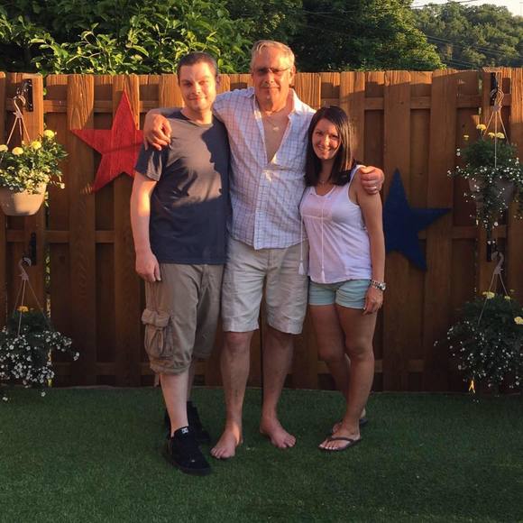 Amanda Utzig - Poshmark Profile Picture of Amanda Utzig (@amanda3299) on Poshmark