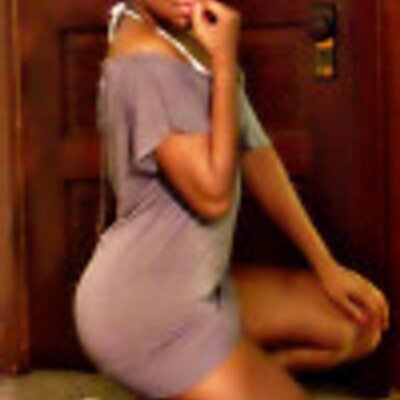 Profile Picture of Libby Schroeder (@Lauriemcpgh) on Twitter