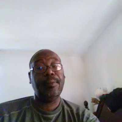Profile Picture of Kenneth Schuler (@JohnKennethSch3) on Twitter