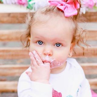 Ann Taylor - Facebook Profile Picture of Ann Taylor (@annrayshelletaylor) on Facebook