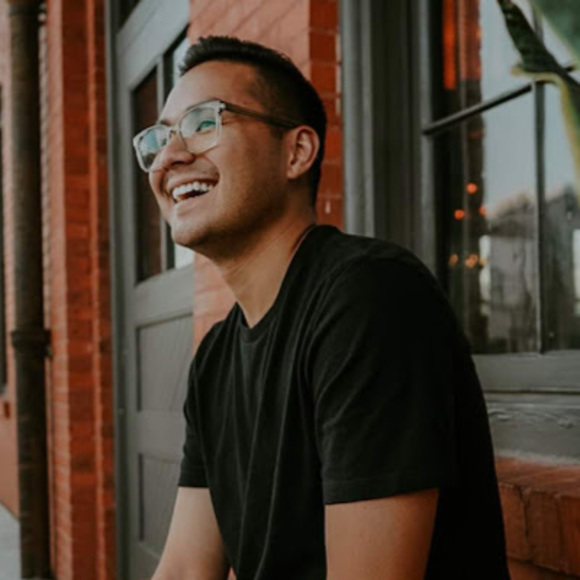 Profile Picture of Jimmy Wireman (@jimmywireman) on Poshmark