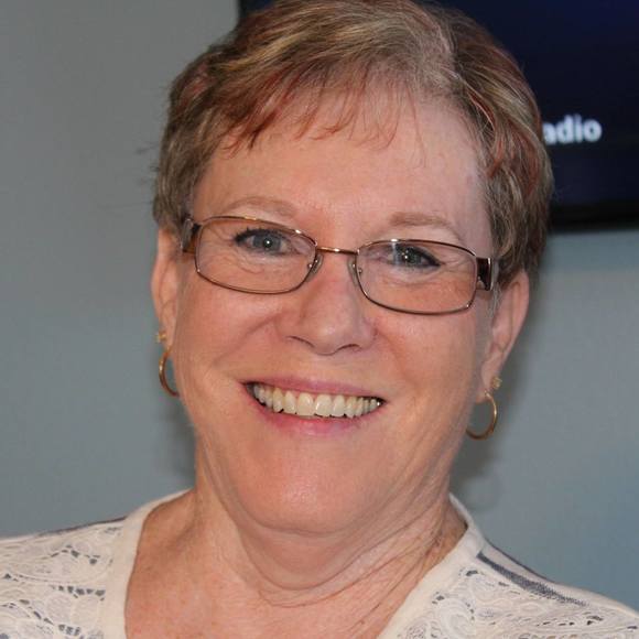 Profile Picture of Anita Quibell (@grammabling) on Poshmark