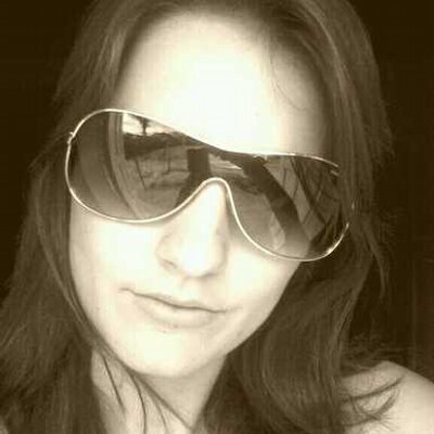 Profile Picture of Larissa Eber Schmidt (@larissaes57) on Twitter