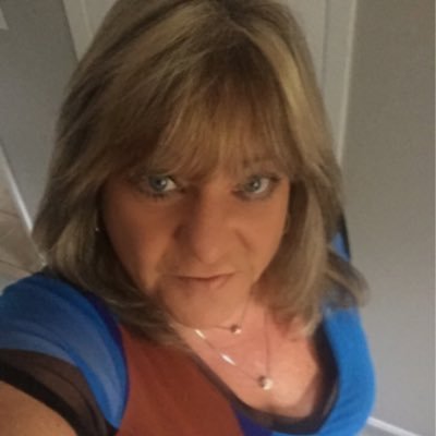Profile Picture of Denise Marchese (@Denisemarkz61) on Twitter