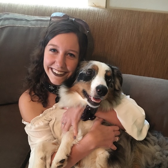 Profile Picture of Brianna Tullous (@btullous) on Poshmark