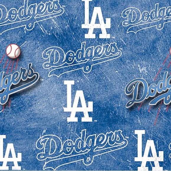 Profile Picture of Aylene Garcia (@danieladrs) on Poshmark