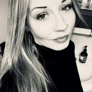 Profile Picture of Melanie Conover (@conovermelanie) on Instagram