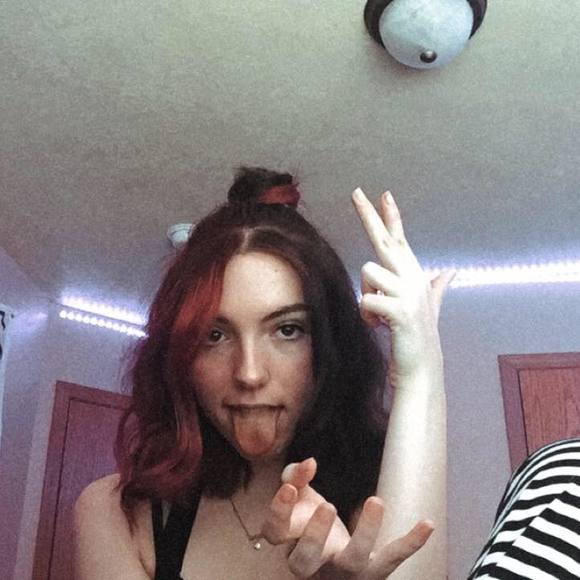 Profile Picture of Fallon Jackman (@fallon_jackman) on Poshmark