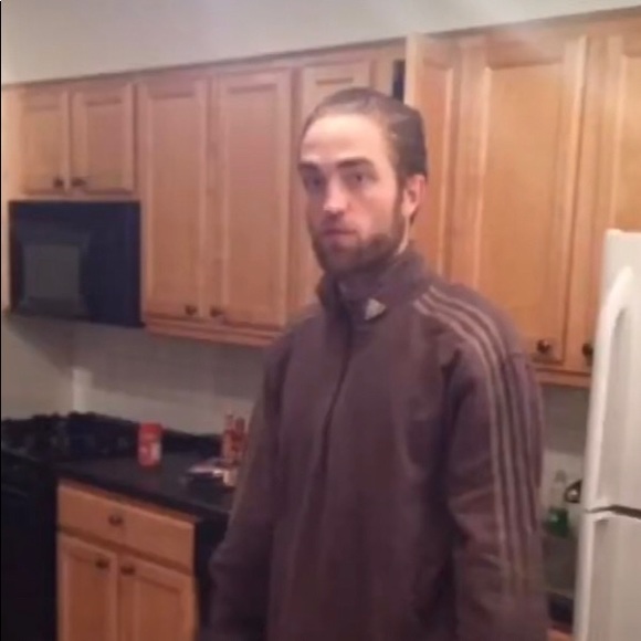 Profile Picture of Lilli Jazwinski (@lillijaz3) on Poshmark