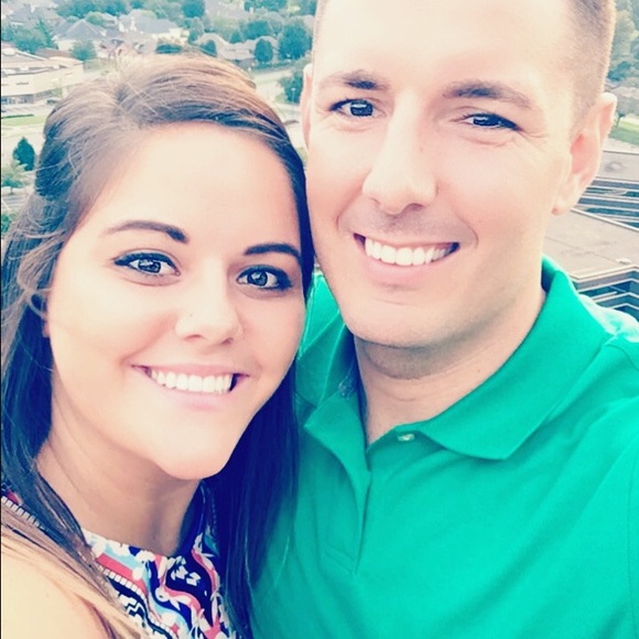 Profile Picture of Kaylee Nappo (@kaynap24) on Poshmark