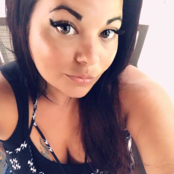Profile Picture of Jessica Rudy (@jessicar111) on Poshmark