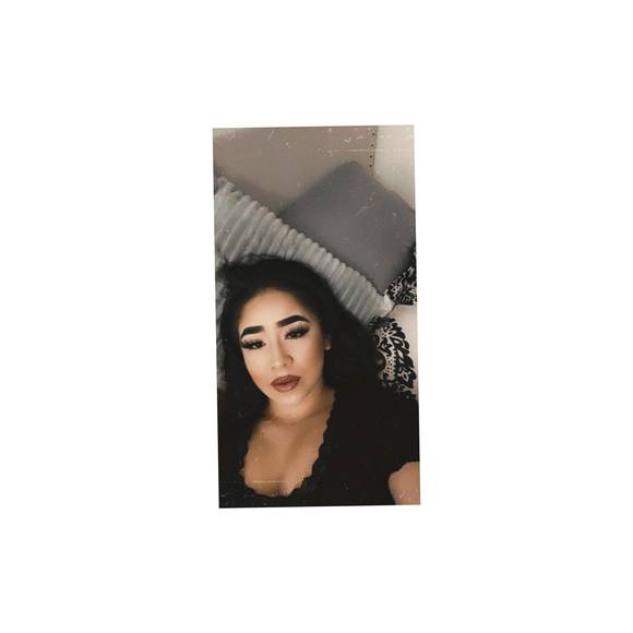 Profile Picture of Nathaly Gonzalez (@nathalygonza450) on Poshmark