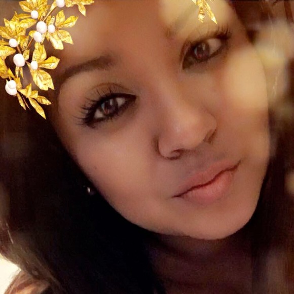 Profile Picture of Jackie Corey (@jackiebaby07) on Poshmark