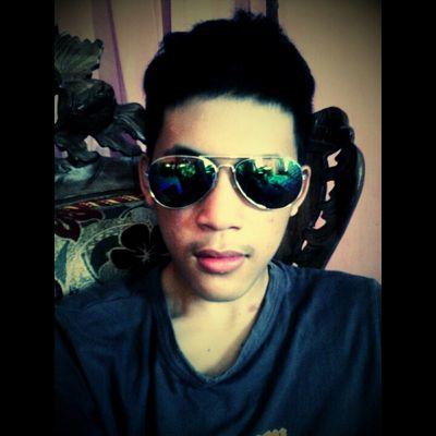 Profile Picture of Michael Geral (@michaeleman97) on Twitter