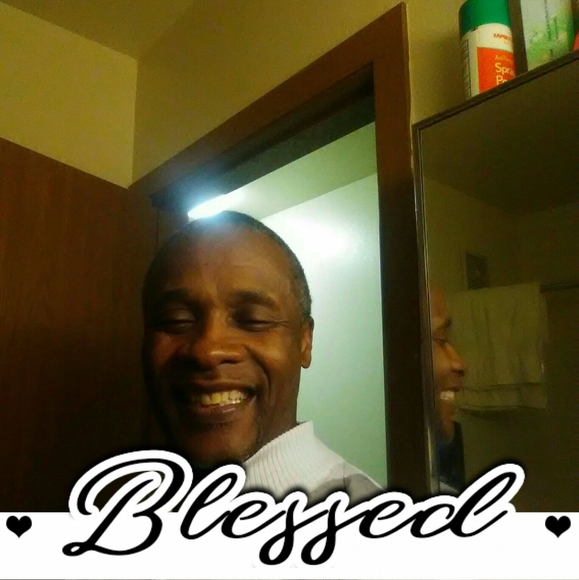 Profile Picture of Darrin Bradley (@darrinlbradley) on Poshmark