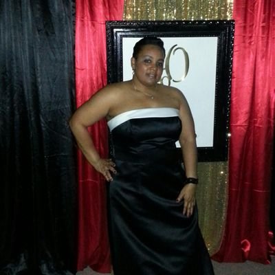 Profile Picture of April Michelle Truss (@02_smoot) on Twitter