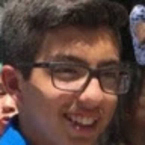 Profile Picture of Kenneth Mendoza (@kenneth0592) on Poshmark