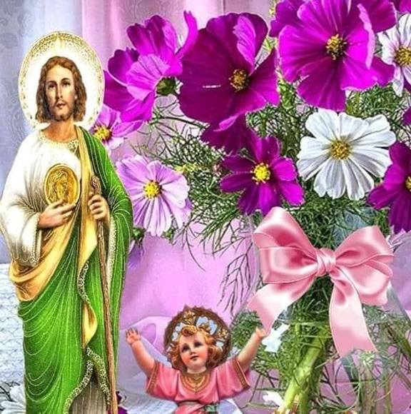 Profile Picture of Dinorah Flores (@floresdinora714) on Poshmark