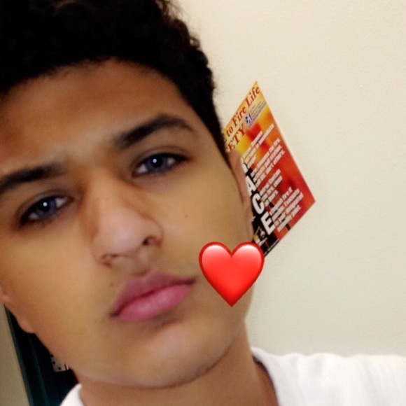 Profile Picture of Jacob Matthew (@jayecob) on Poshmark