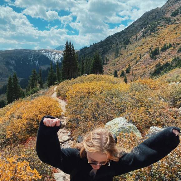 Profile Picture of Hannah Mašek (@masek44) on Poshmark