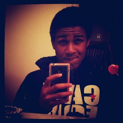 Profile Picture of Taylor Irving (@taylorirving56) on Twitter