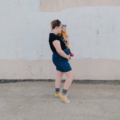 Profile Picture of Rhiannon Moore (@m00nCh7ld) on Twitter