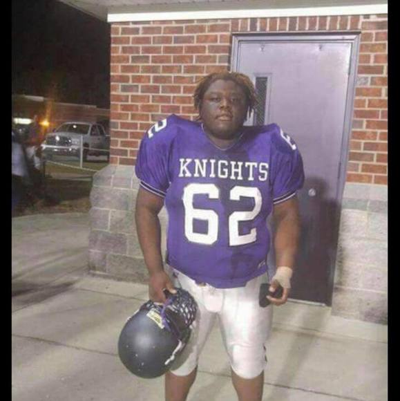 Profile Picture of Emanuel Johnson (@emanuel679) on Poshmark