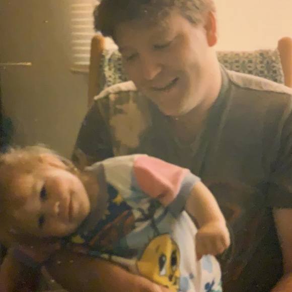 Profile Picture of Molly Fishwick (@molly_beth) on Poshmark