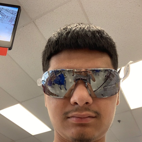 Profile Picture of James Morales (@jamesmorales767) on Poshmark