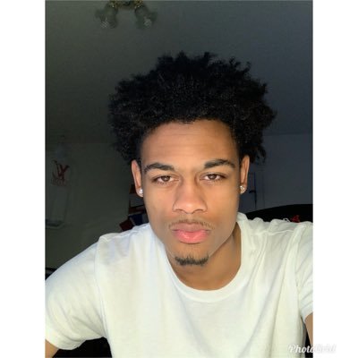 Profile Picture of Jeffrey Lancaster (@Shockker15) on Twitter