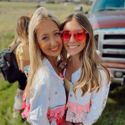 Profile Picture of Emma-Claire McMath (@emma_mcmath) on Twitter