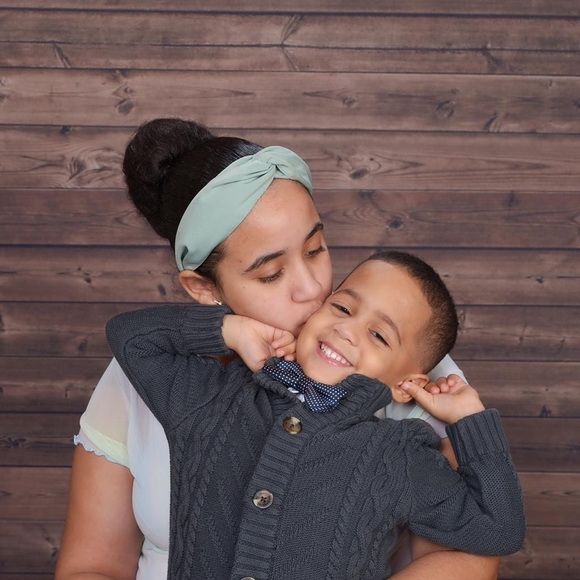 Profile Picture of Jenny Marmolejos (@jennymarmolejos) on Poshmark