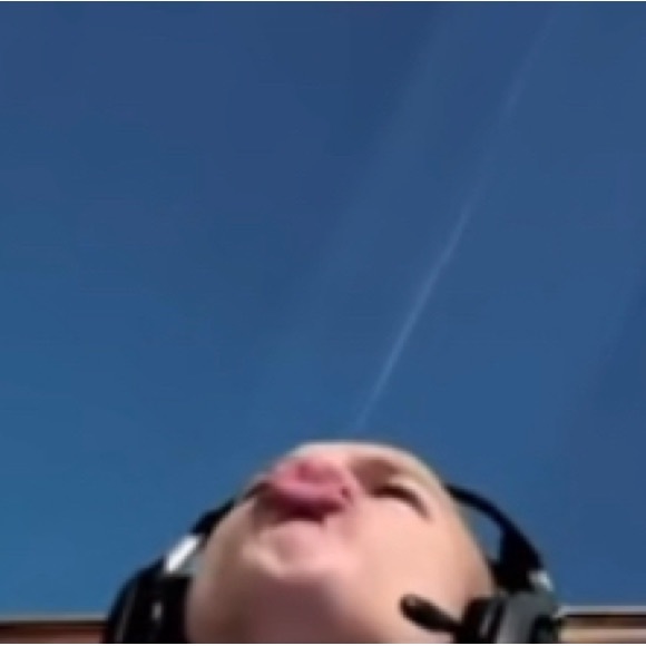 Profile Picture of Damien Hernandez (@westcapalot) on Poshmark