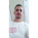 Profile Picture of 𝕽𝖎𝖈𝖍𝖆𝖗𝖉 𝕭𝖗𝖚𝖓𝖊𝖑𝖑𝖎 (@richard.brunelli) on Instagram