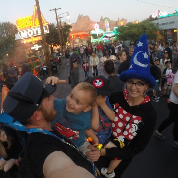 Profile Picture of Cole Bonahoom (@kingccole) on Poshmark