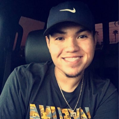 Profile Picture of Chris Gonzales (@CGPapi23) on Twitter