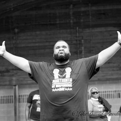 Profile Picture of Chris Hightower (@FunnyCHigh) on Twitter