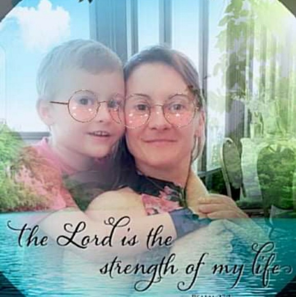 Profile Picture of Oksana Diers (@oksanadiers1) on Poshmark