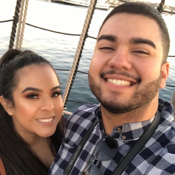 Profile Picture of Sebastian Silva (@sebzsilva) on Poshmark