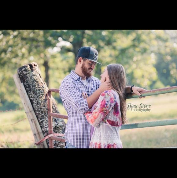 Profile Picture of Aaron Redman (@aaronredman1012) on Poshmark