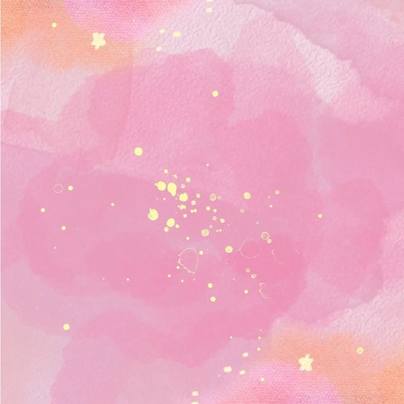 Profile Picture of Claire Phares (@duhhimblonde) on Poshmark