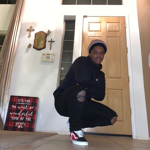 Profile Picture of Alondo Boykin (@7heaccountant) on Poshmark